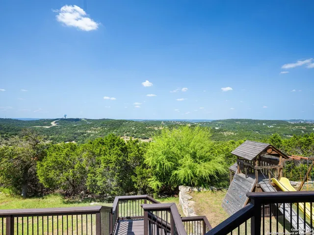 $1,099,000 | 8323 Winecup Hill, San Antonio, TX 78256