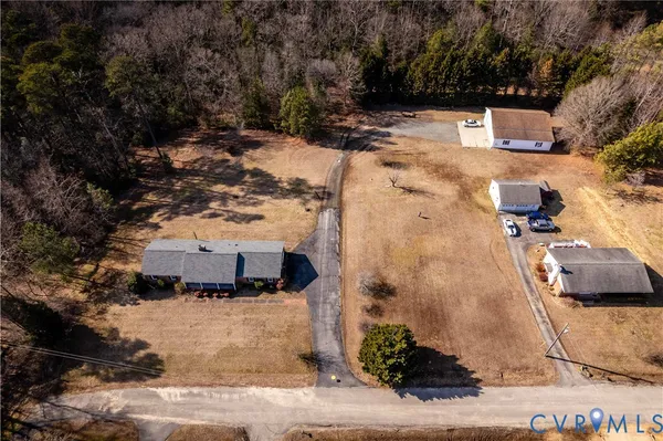 $359,000 | 66 Georgia Avenue, Warsaw, VA 22572