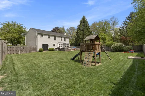 $865,000 | 862 Village Circle, Blue Bell, PA 19422