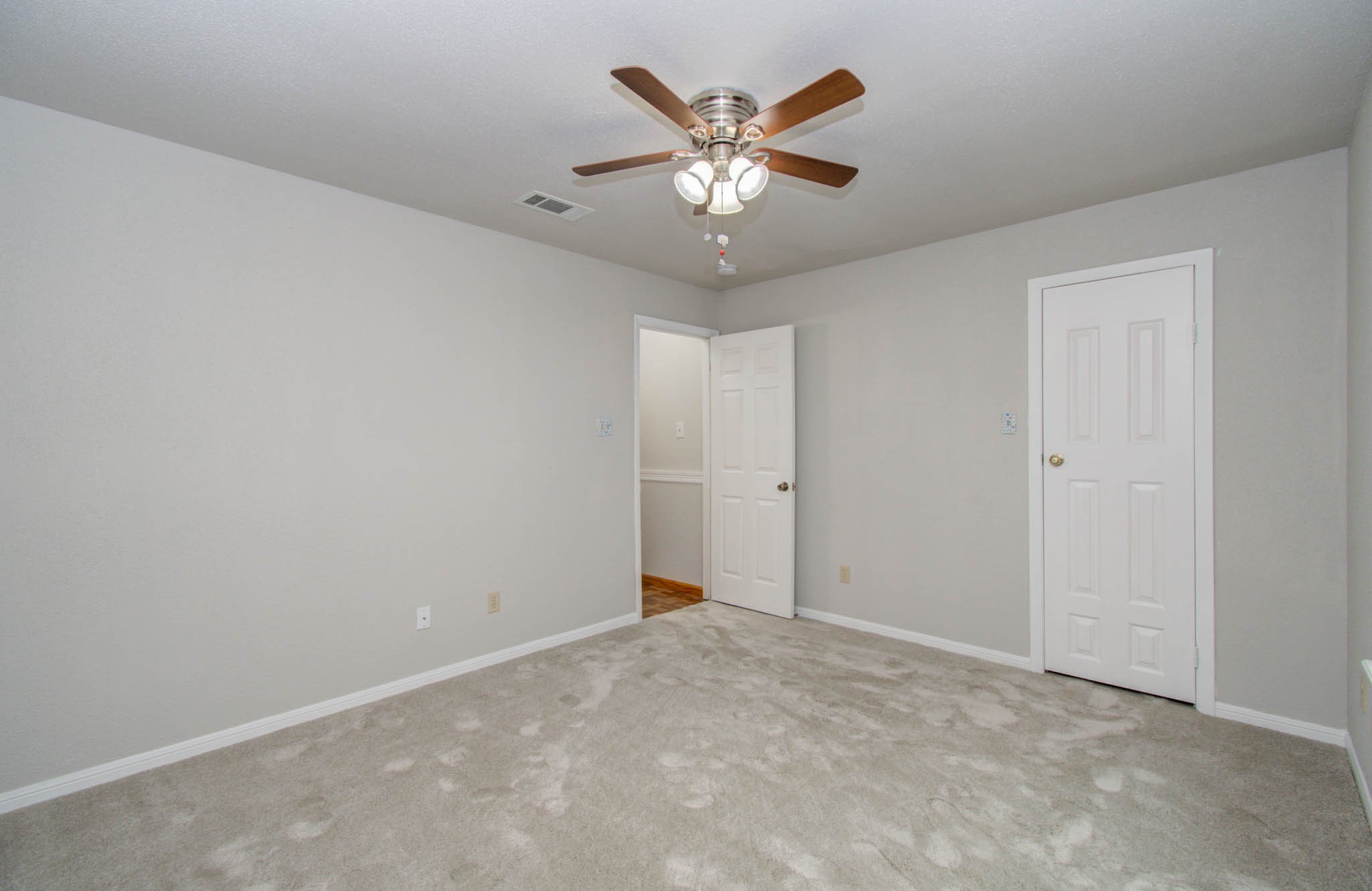 10131 Tangiers Road Houston, TX 77041 - Photo 10 of 31