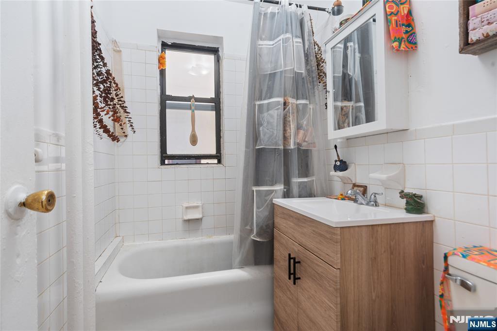 270 Harrison Avenue, Unit A209 Jersey City, NJ 07304 - Photo 14 of 24