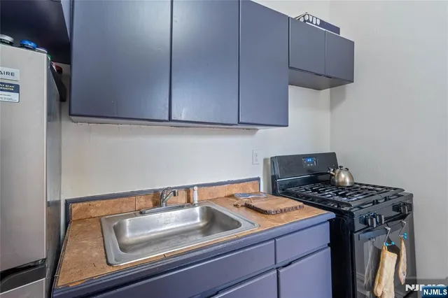 $225,000 | 270 Harrison Avenue, Unit A209, Jersey City, NJ 07304