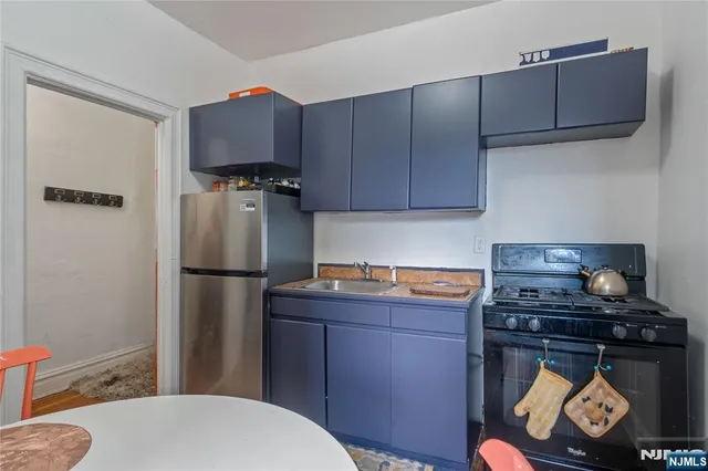 $225,000 | 270 Harrison Avenue, Unit A209, Jersey City, NJ 07304