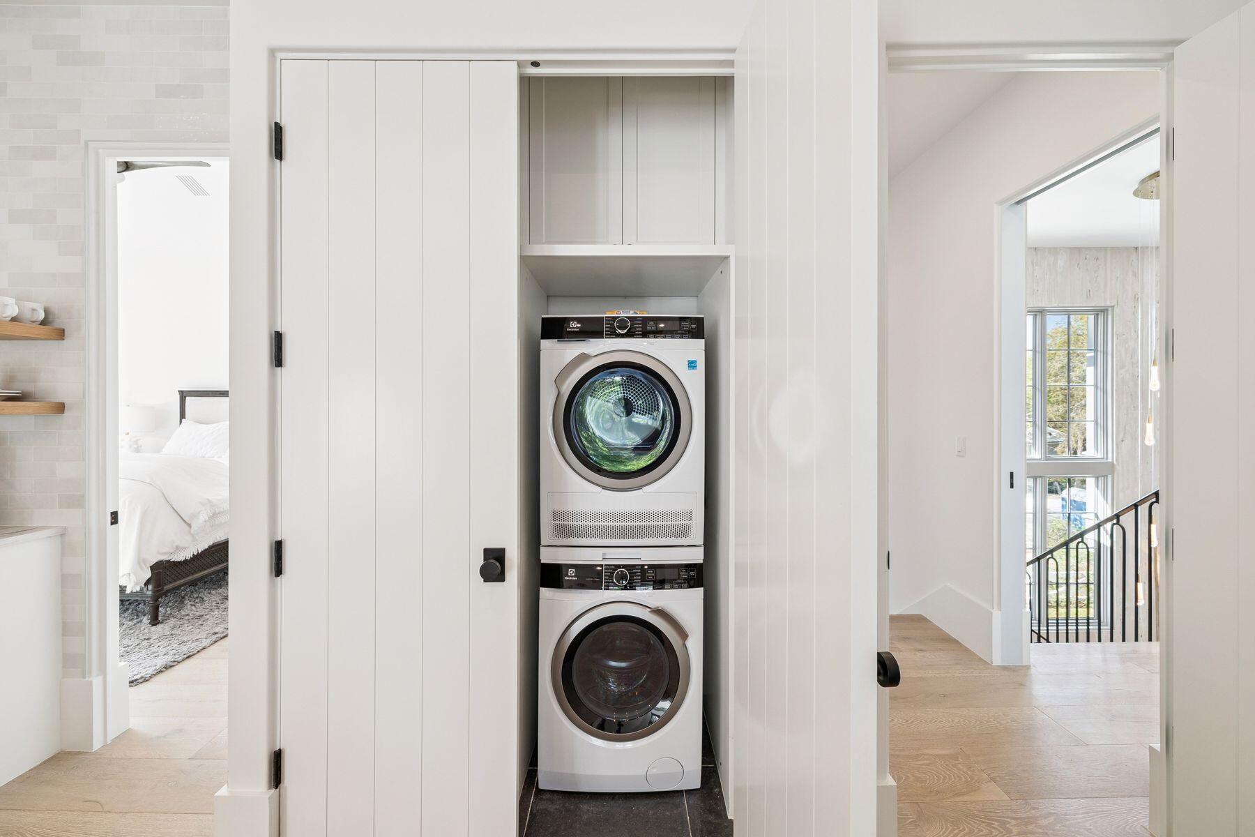 215 Dogwood Street Santa Rosa Beach, FL 32459 - Photo 74 of 91 a view of washer and dryer in a utility room
