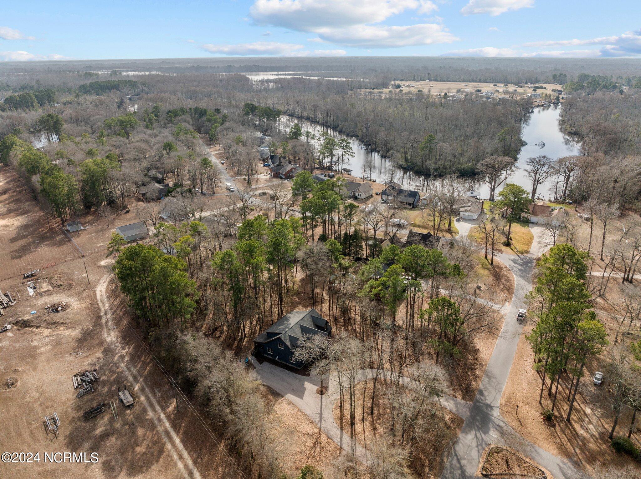 300 Creekside Drive Washington, NC 27889 - Photo 46 of 53 46-web-or-mls-DJI_0571