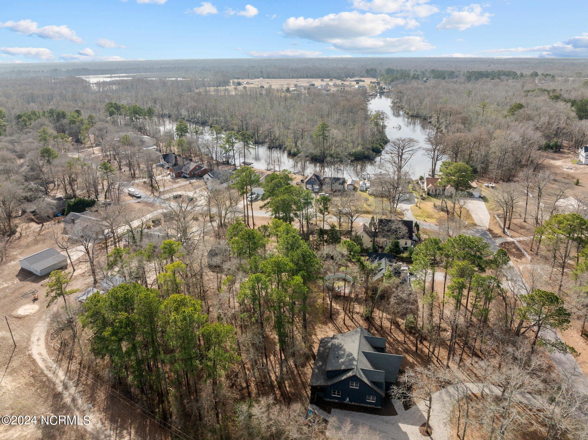 300 Creekside Drive Washington, NC 27889 - Photo 50 of 53 50-web-or-mls-DJI_0575