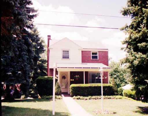 113 Hillendale Road Pittsburgh, PA 15237 - Photo 1 of 1
