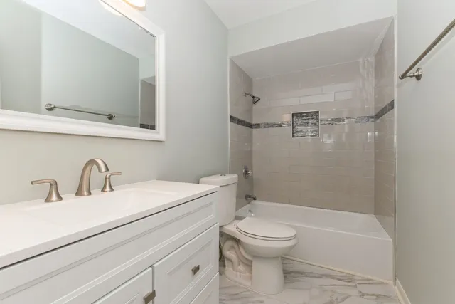 $200,000 | 4251 190th Place, Country Club Hills, IL 60478