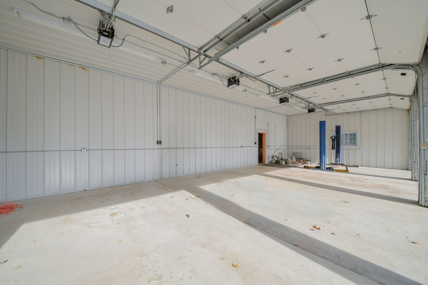 42W420 Campton Hills Road Elburn, IL 60119 - Photo 38 of 58 a view of a garage