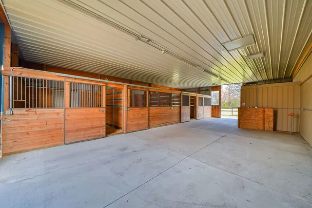 $1,225,000 | 42W420 Campton Hills Road, Elburn, IL 60119