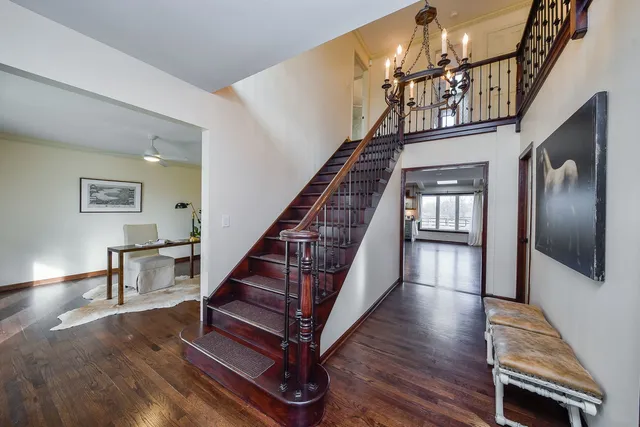 $1,225,000 | 42W420 Campton Hills Road, Elburn, IL 60119