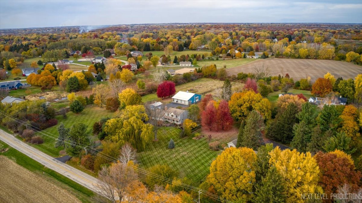 42W420 Campton Hills Road Elburn, IL 60119 - Photo 55 of 58 a view of a city