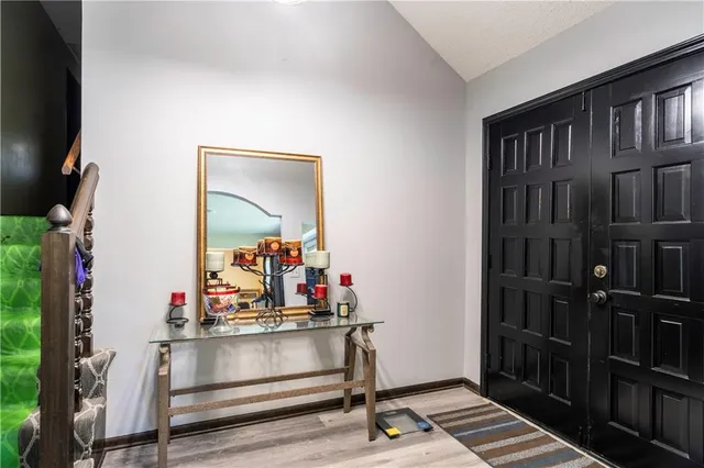 $380,000 | 10315 Northwest Mirror Lake Drive, Parkville, MO 64152