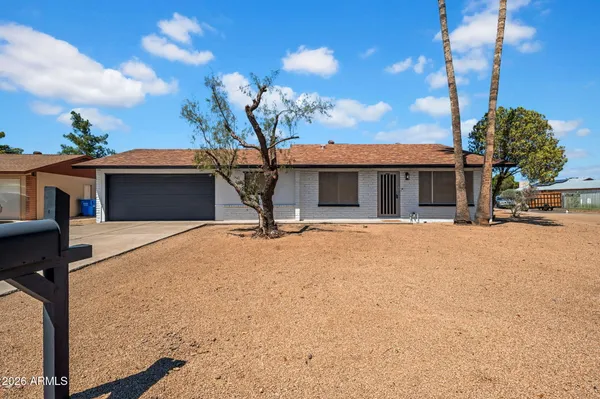 $399,900 | 1742 West Menadota Drive, Phoenix, AZ 85027