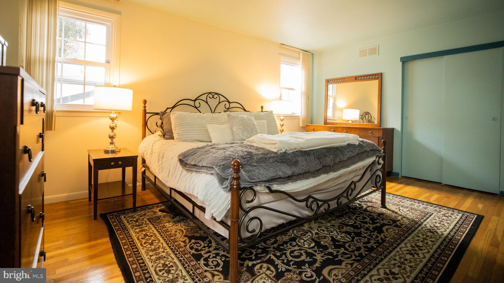 495 Pinewood Road Philadelphia, PA 19116 - Photo 22 of 38 Gallery Image 22