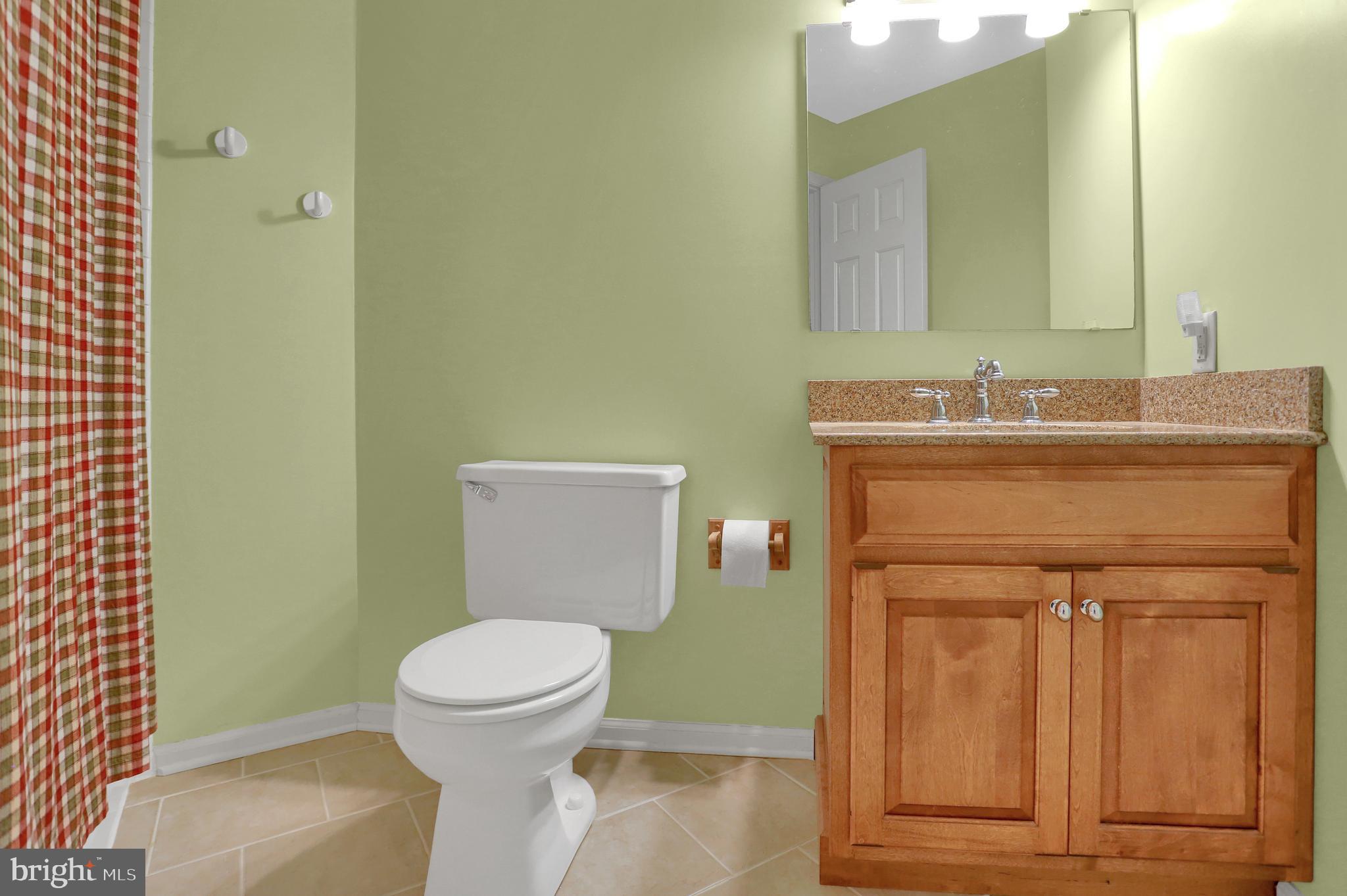 116 Abbey Road New Freedom, PA 17349 - Photo 28 of 35 Full bath conveniently located near bedrooms