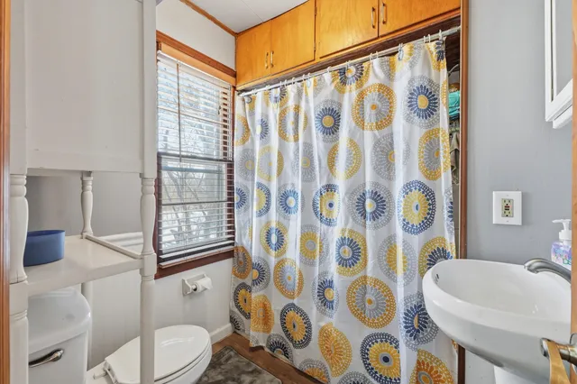 $174,900 | 5785 South 550 East, Wolcottville, IN 46795