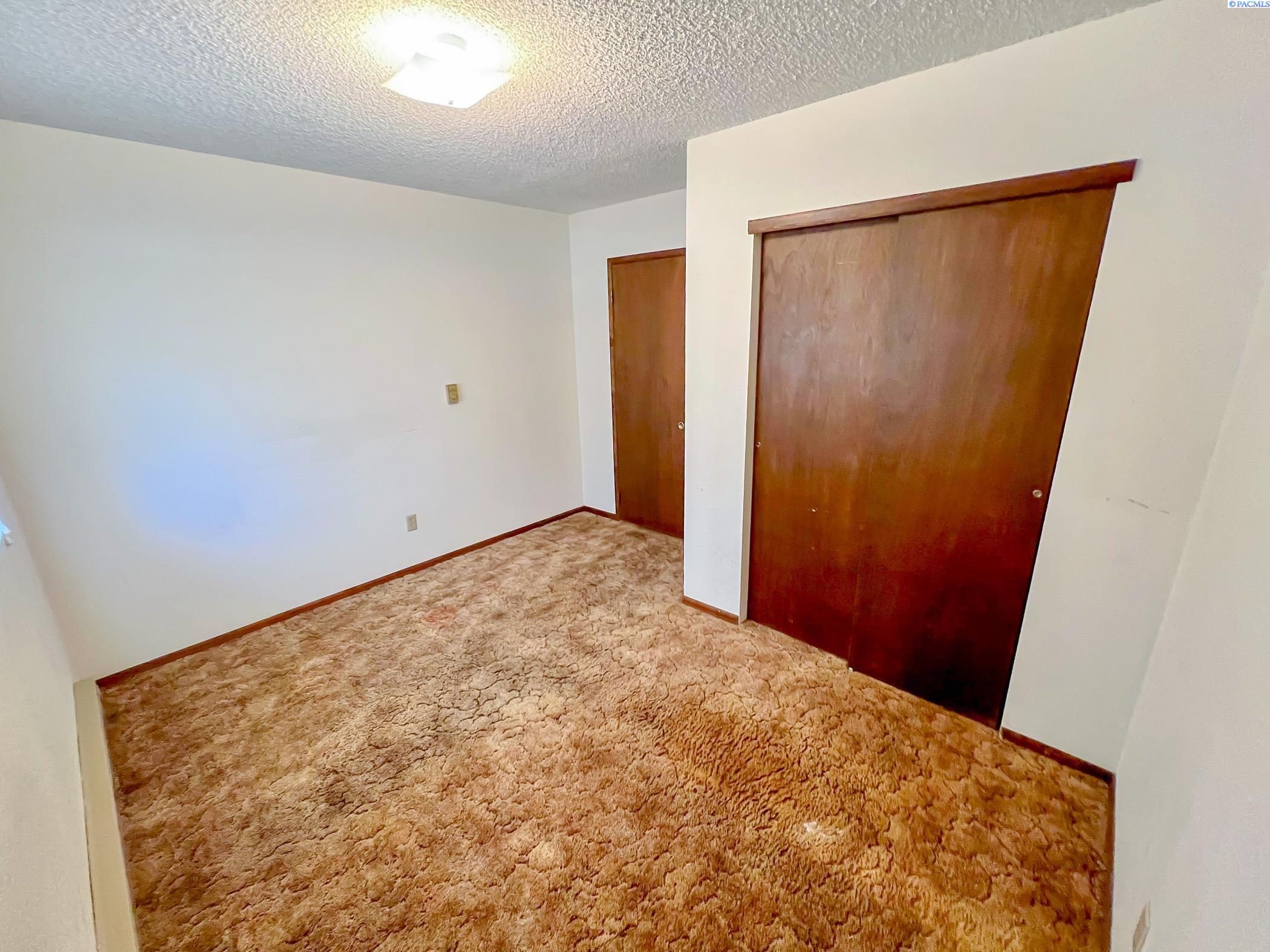 712 A Cemetery Road Sunnyside, WA 98944 - Photo 10 of 17 Gallery Image 10