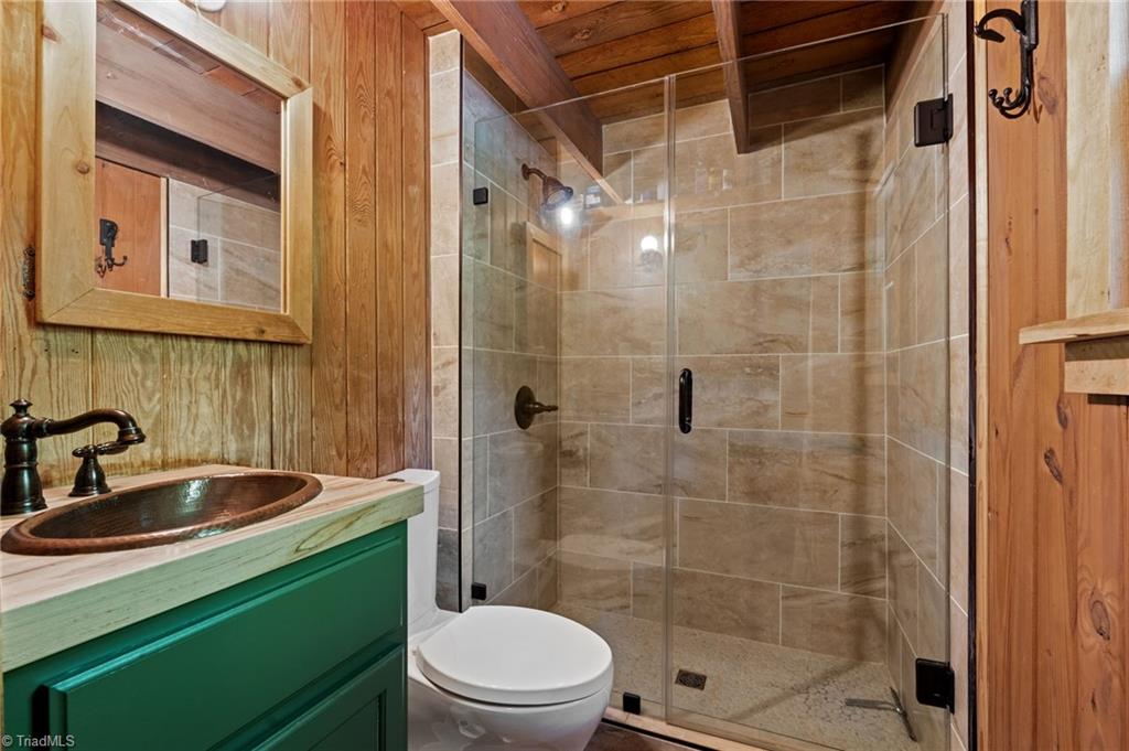 1577 Brown Road Summerfield, NC 27358 - Photo 14 of 50 Gallery Image 14
