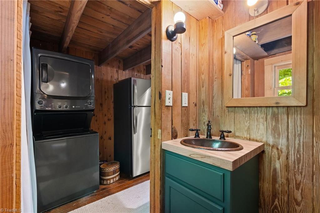 1577 Brown Road Summerfield, NC 27358 - Photo 15 of 50 Gallery Image 15
