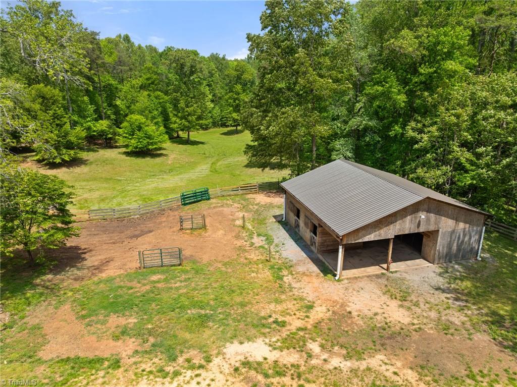 1577 Brown Road Summerfield, NC 27358 - Photo 26 of 50 Gallery Image 26