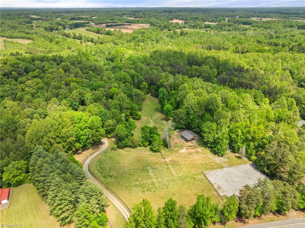 1577 Brown Road Summerfield, NC 27358 - Photo 34 of 50 Gallery Image 34