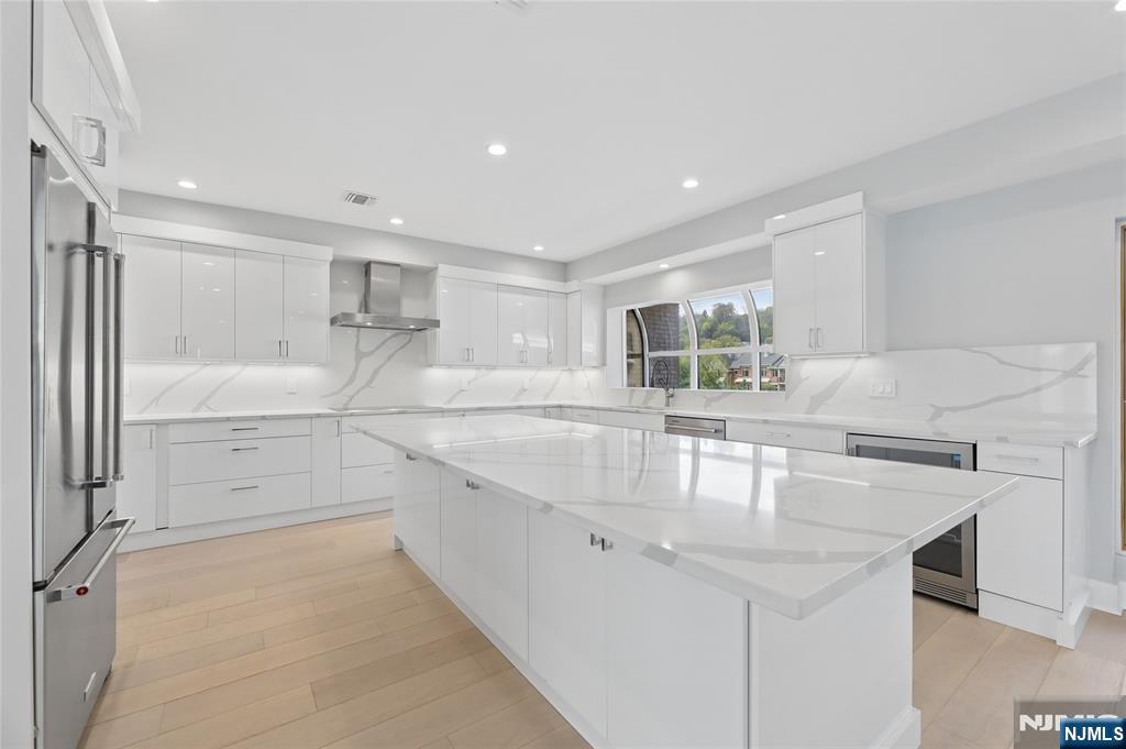 1225 River Road, Unit 4D Edgewater, NJ 07020 - Photo 13 of 47