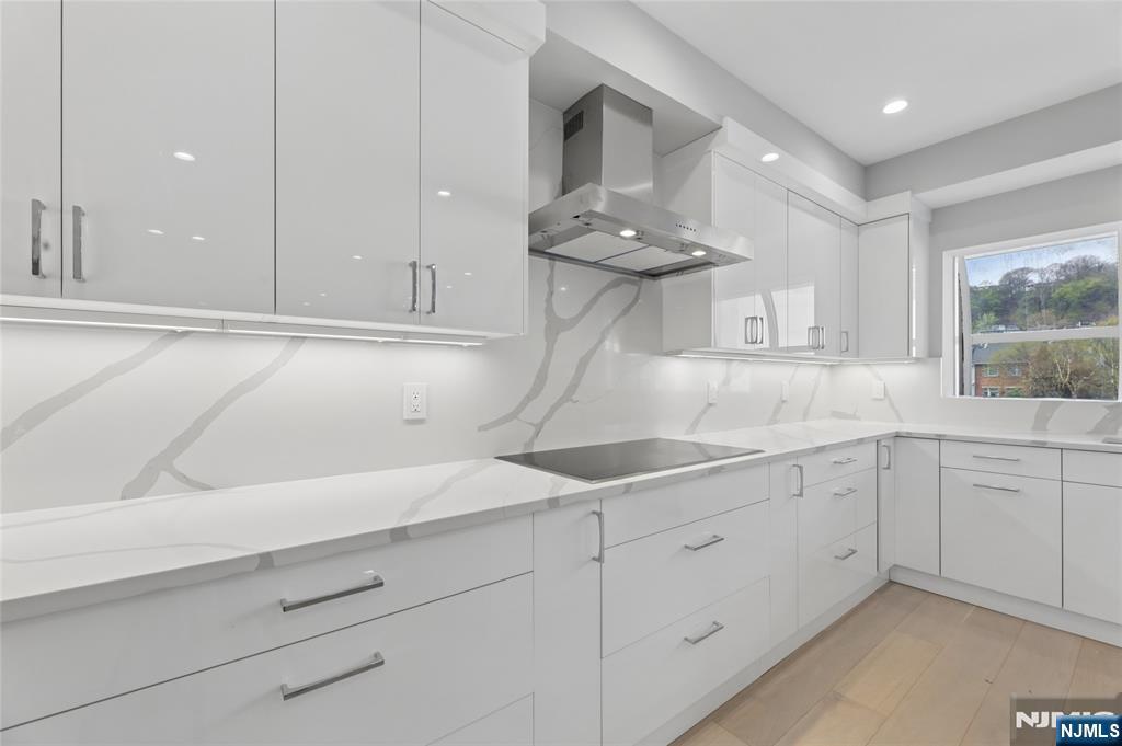 1225 River Road, Unit 4D Edgewater, NJ 07020 - Photo 14 of 47