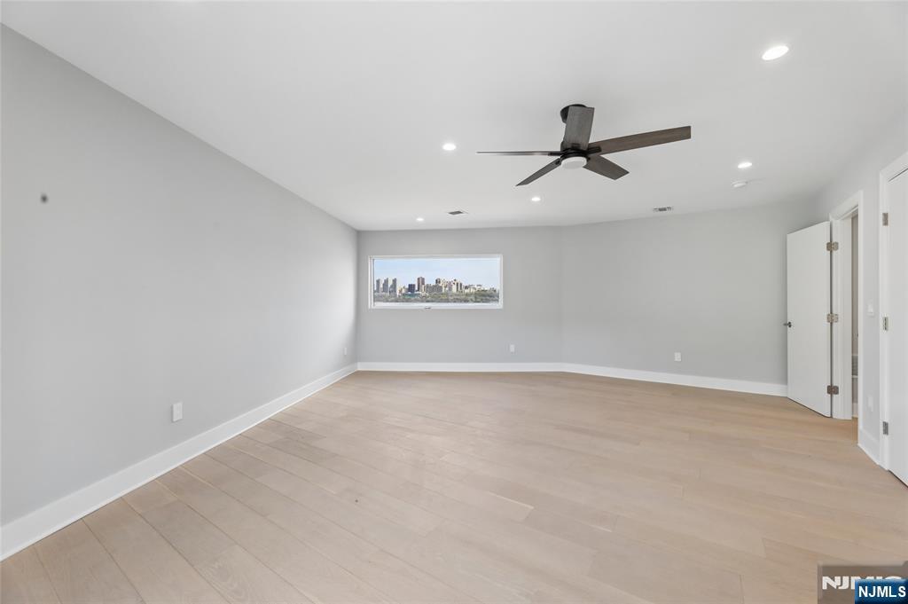 1225 River Road, Unit 4D Edgewater, NJ 07020 - Photo 31 of 47