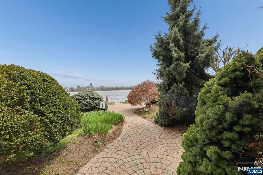 1225 River Road, Unit 4D Edgewater, NJ 07020 - Photo 47 of 47