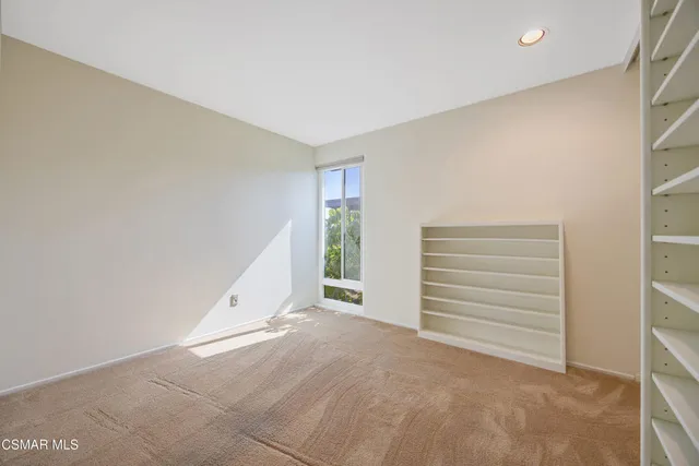 $629,000 | 18134 Killion Street, Unit 2, Tarzana, CA 91356