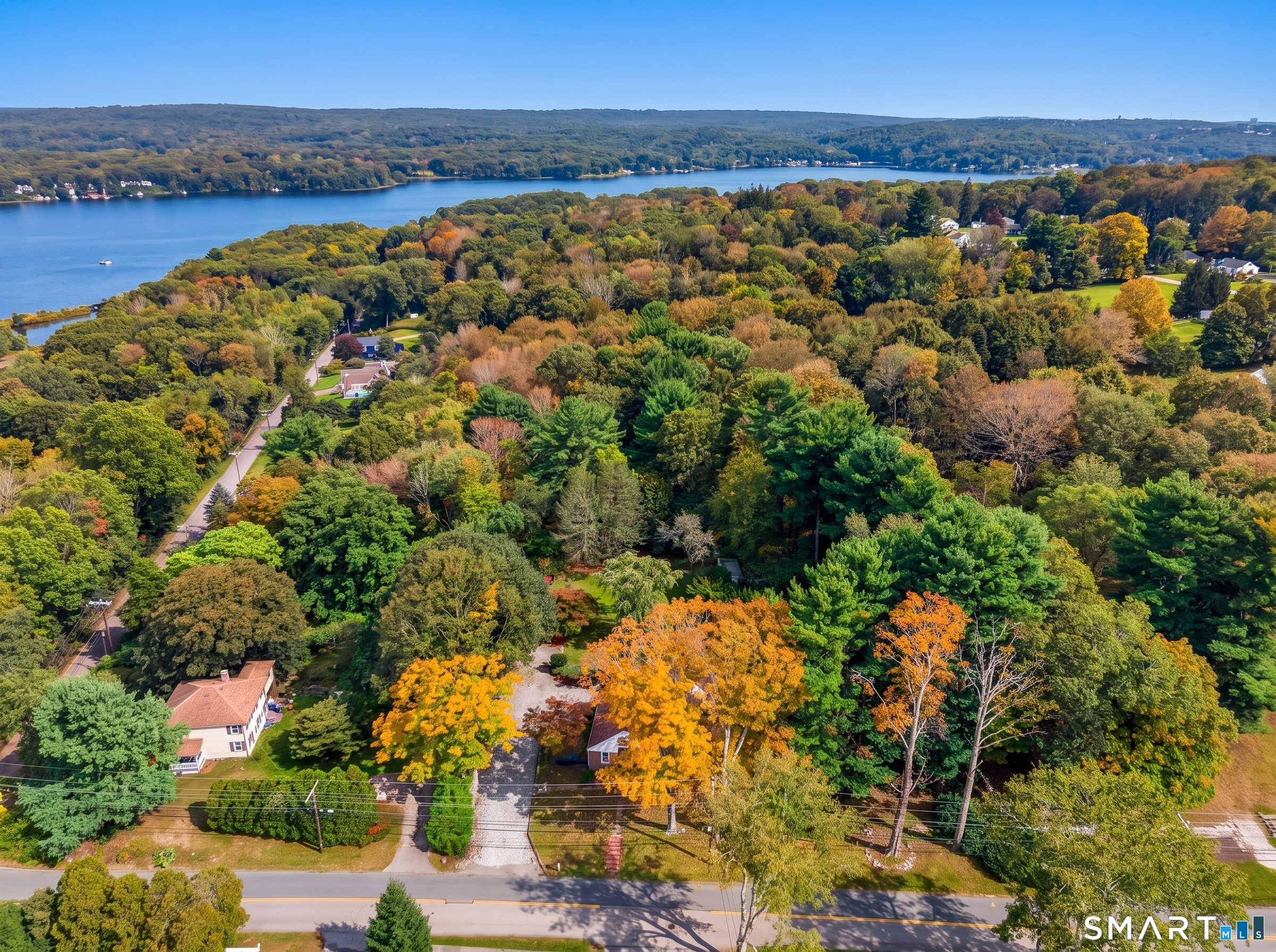 45 Lathrop Road Waterford, CT 06375 - Photo 19 of 40 Gallery Image 19