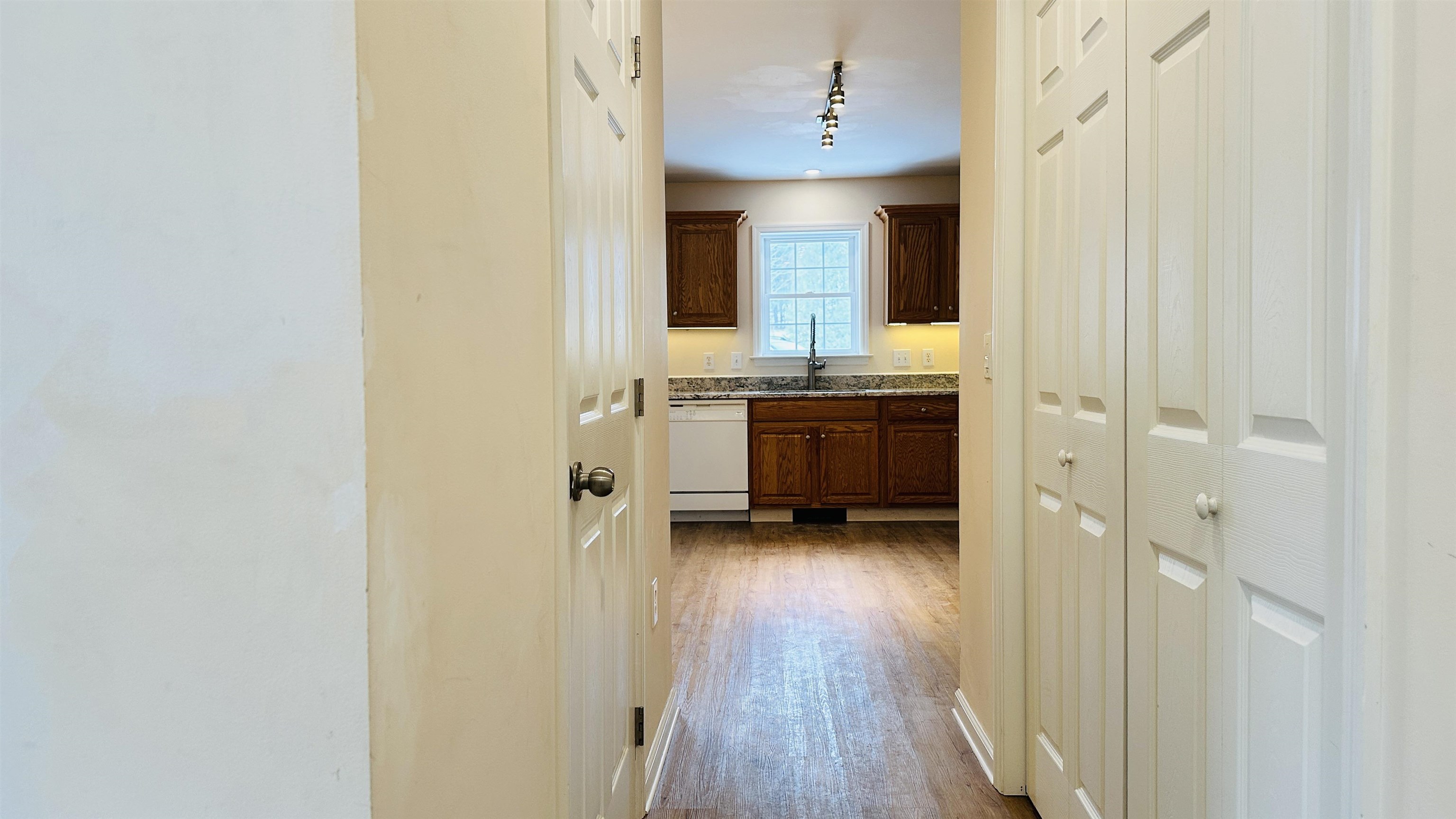 61 East Branch Farms, Unit 1 Manchester, VT 05255 - Photo 5 of 40