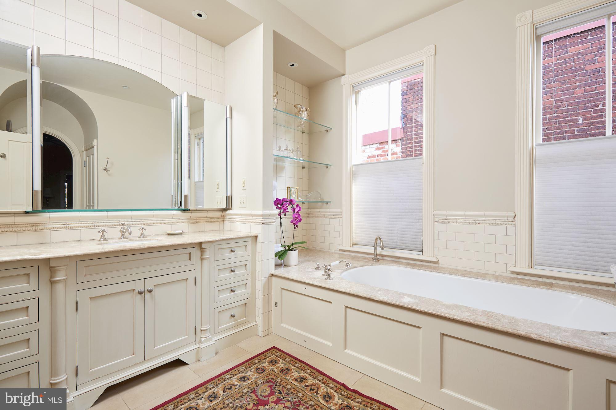 408 A Street Southeast Washington, DC 20003 - Photo 19 of 35 Owner's Suite
