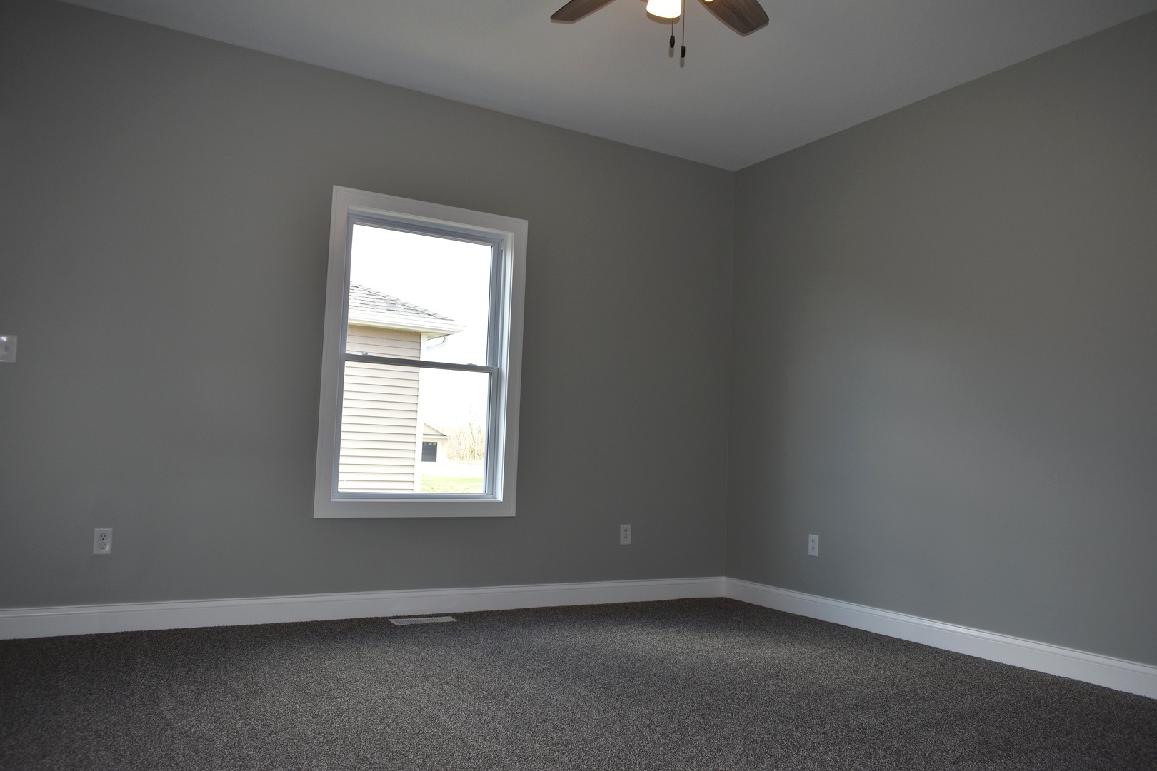 413 Abby Road El Paso, IL 61738 - Photo 26 of 35 Gallery Image 26