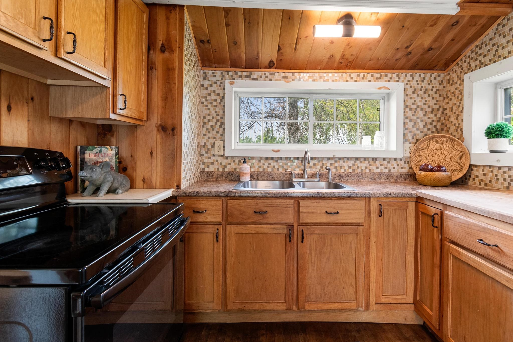 6 Campbell Bay Road Swanton, VT 05488 - Photo 11 of 52