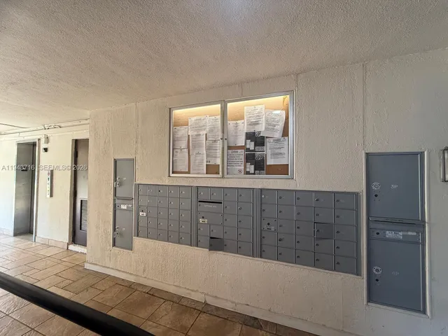 $327,500 | 8601 Southwest 94th Street, Unit 125W, Miami, FL 33156