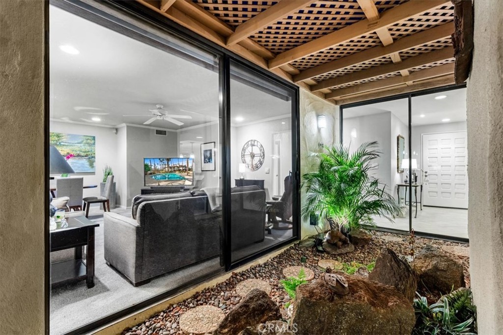 393 Gran Via Palm Desert, CA 92260 - Photo 36 of 60 a workspace with furniture