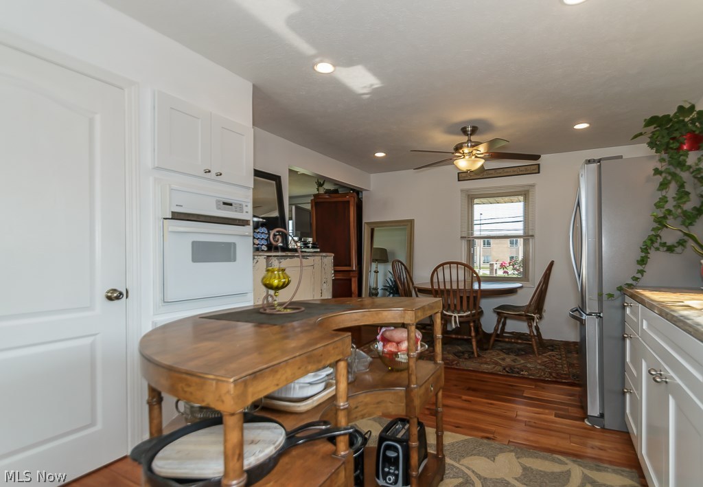 6092 Middle Ridge Road Madison, OH 44057 - Photo 21 of 35 Gallery Image 21
