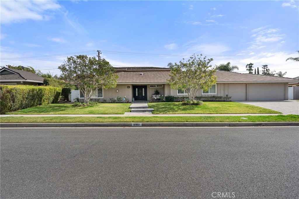 12352 Ranchwood Road Santa Ana, CA 92705 - Photo 1 of 1 Gallery Image 1