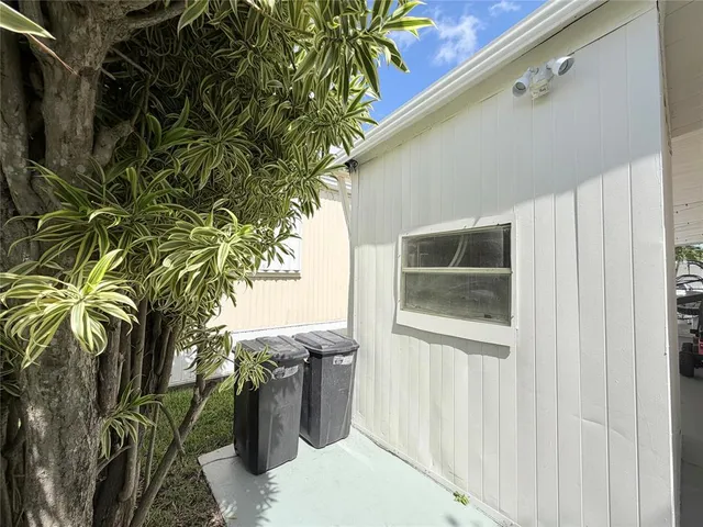 $2,500 | 5221 Southwest 25th Avenue, Fort Lauderdale, FL 33312