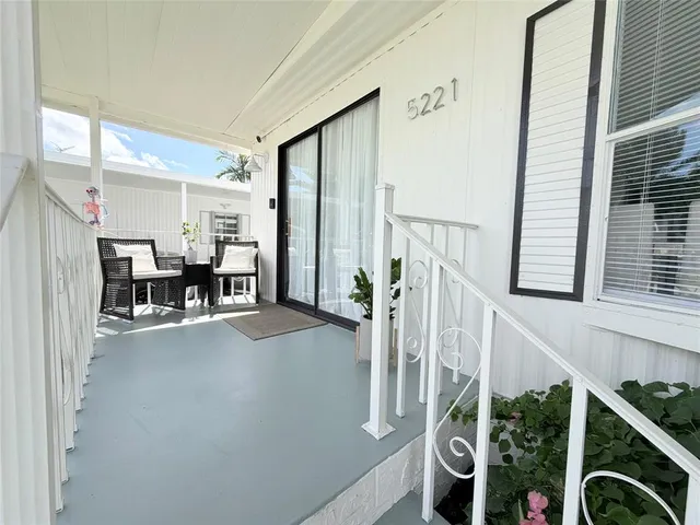 $2,500 | 5221 Southwest 25th Avenue, Fort Lauderdale, FL 33312