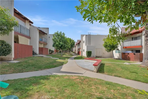 $368,888 | 23601 Golden Springs Drive, Unit A18, Diamond Bar, CA 91765