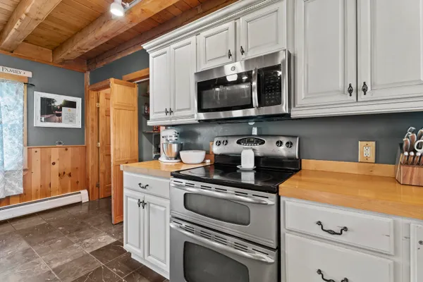 $779,000 | 829 Kennebec Road, Hampden, ME 04444