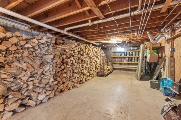 $779,000 | 829 Kennebec Road, Hampden, ME 04444