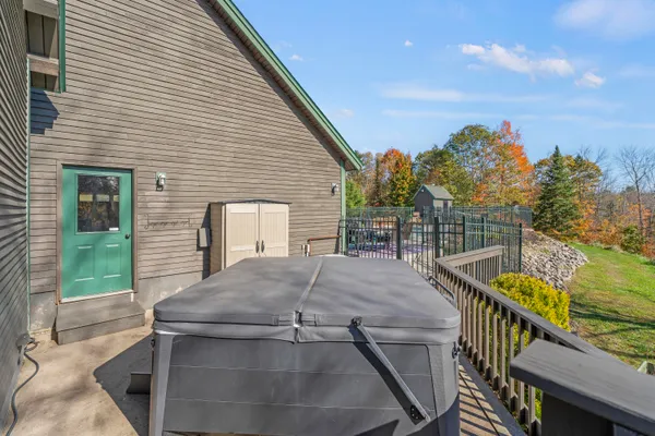 $779,000 | 829 Kennebec Road, Hampden, ME 04444
