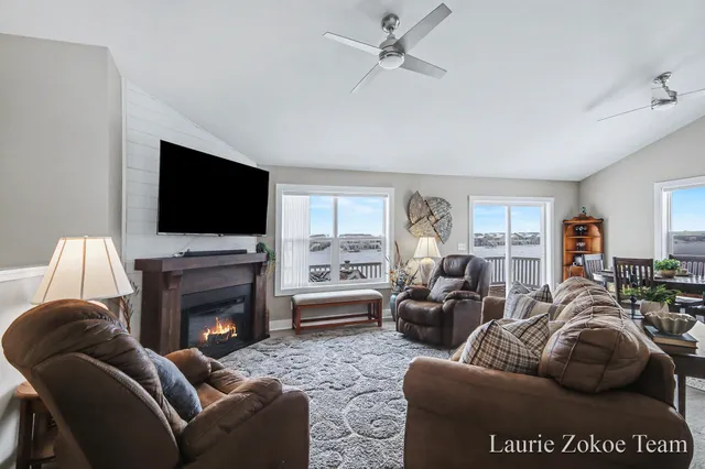 $624,900 | 11560 84th Avenue, Allendale, MI 49401