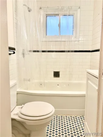 $1,100 | 657 Englewood Avenue, Unit 2, Tonawanda, NY 14223