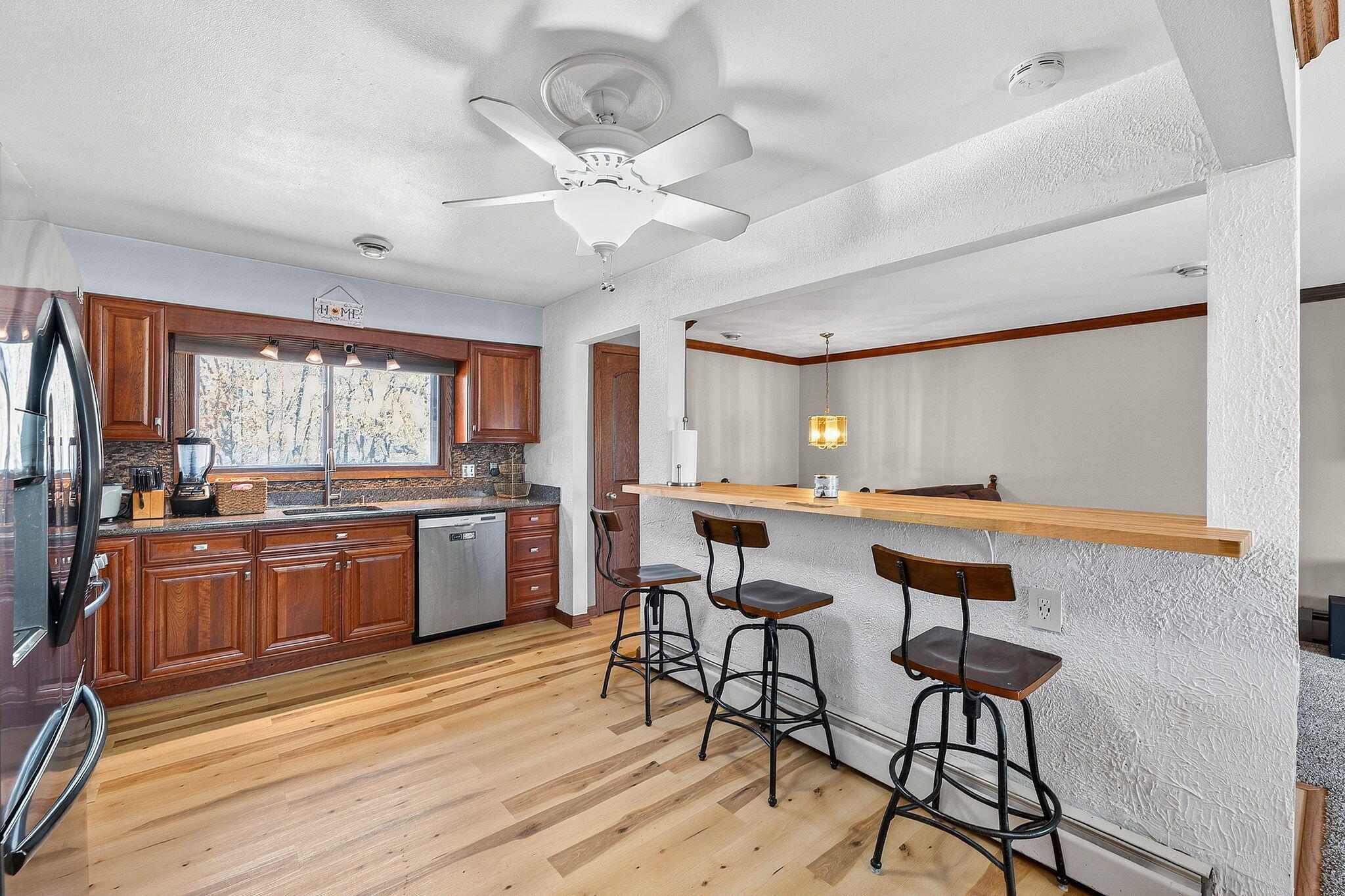 1819 West Mallory Avenue Milwaukee, WI 53221 - Photo 11 of 45 11-web-or-mls-P1215799