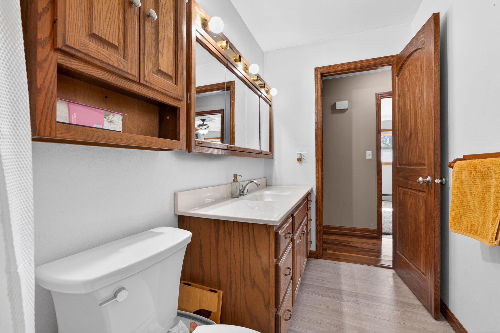 1819 West Mallory Avenue Milwaukee, WI 53221 - Photo 21 of 45 23-web-or-mls-P1215847